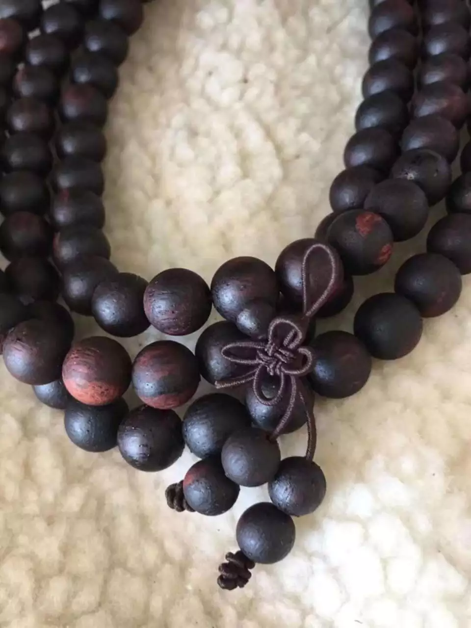 1、一把香中间黑图解大全:烧香中间香灰发黑怎么办???