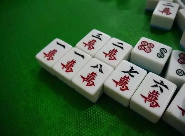 3、下午打麻将坐哪方向能赢:打麻将坐那个方位可以赢