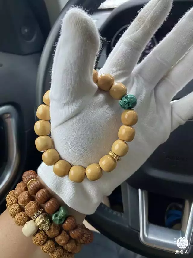 男人脖子上戴什么好，男人佩戴什么招财辟邪