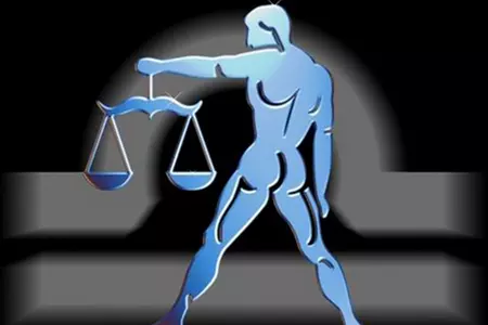 2、天秤男認定你的三個階段:天秤男喜歡你會有什麼表現？