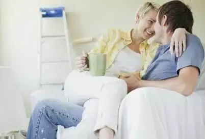 屬蛇人和屬羊人婚姻，女羊和男蛇的屬相合不合