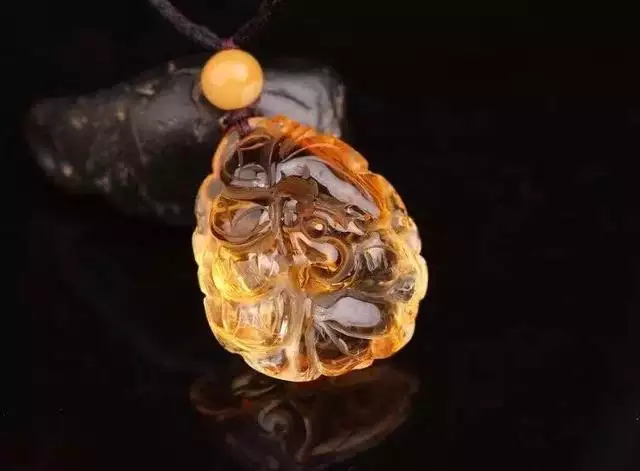 屬金的人戴什麼最旺，金命缺木最適合戴什麼