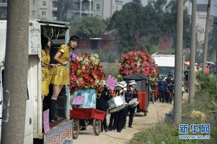 1、加代葬禮出殯全過程:出殯的出殯程序