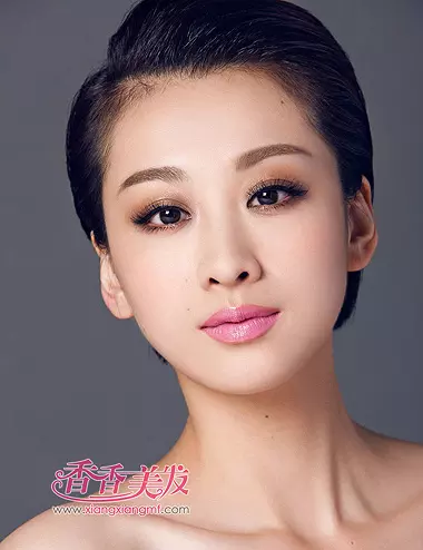 6、国字脸女生运势:女生长国字脸是一种怎样的体验？