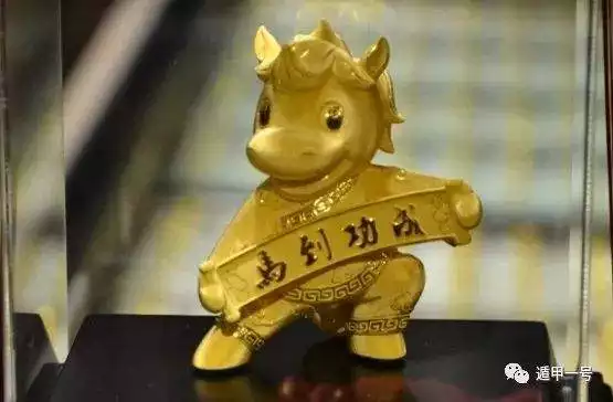 屬相馬今年運勢，屬雞2022 年運勢及運程