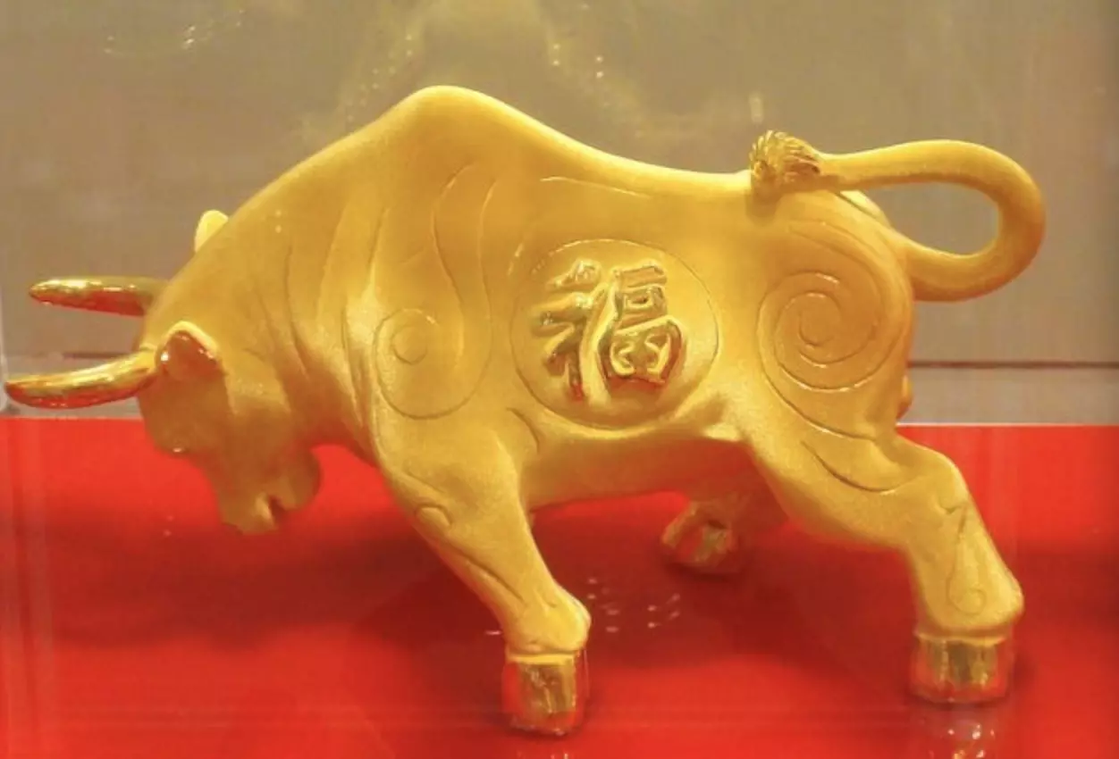 4、牛生肖今年运势:牛和什么生肖最配财运