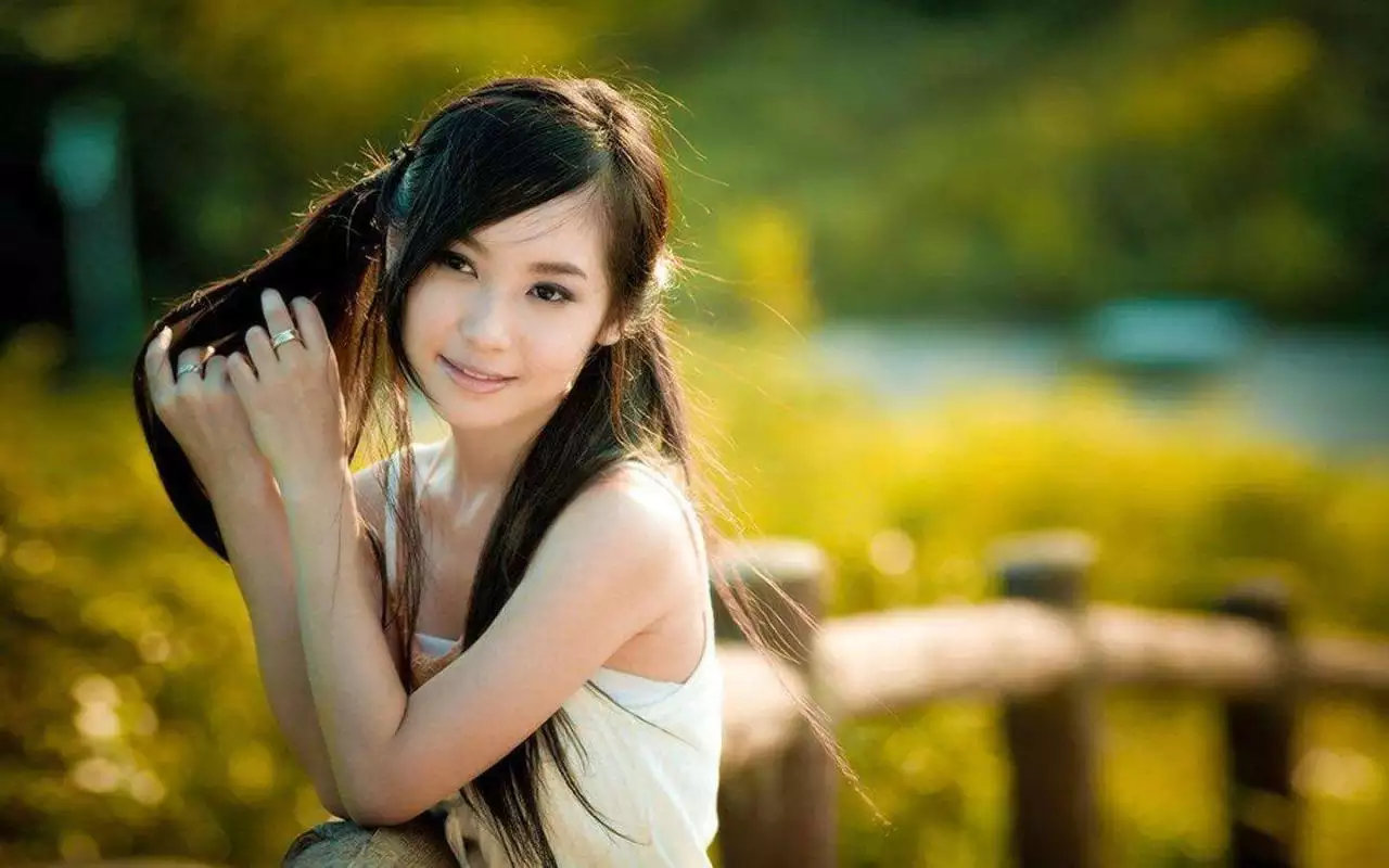 4、属鸡一生有二婚:93属鸡一生有几次婚姻