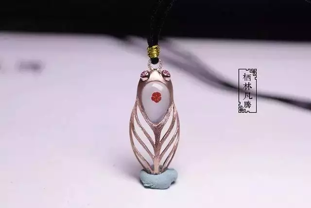 屬狗佩戴什麼玉石更好，屬狗人永遠最旺的顏色