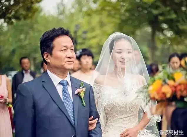 2、我離過一次婚，現在結婚了，前夫總是找我怎麼辦，心裏也有點放不下他