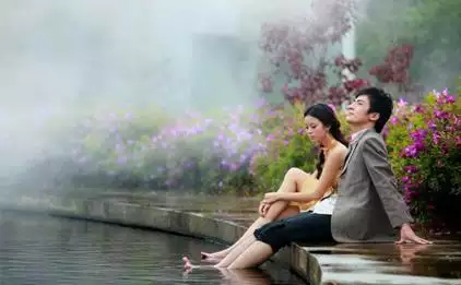 屬蛇人為什麼33歲命好，屬蛇女2022桃花運