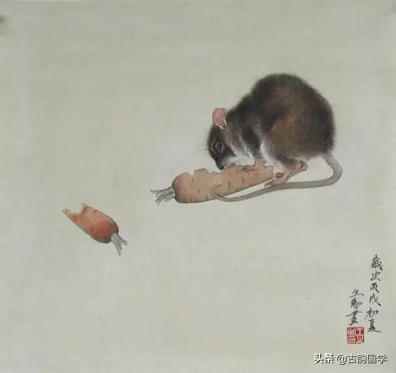 属龙的人佩戴什么首饰好一点，属龙的女人戴什么吊坠好呢