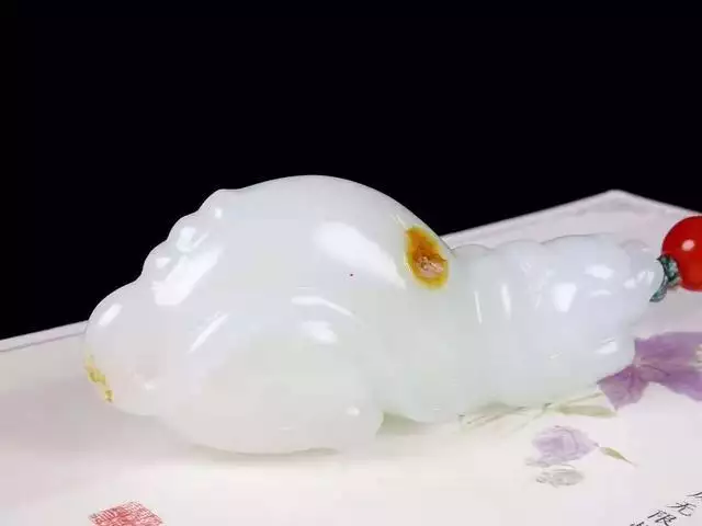 属虎的人应该佩戴什么玉器，属虎戴什么最合适