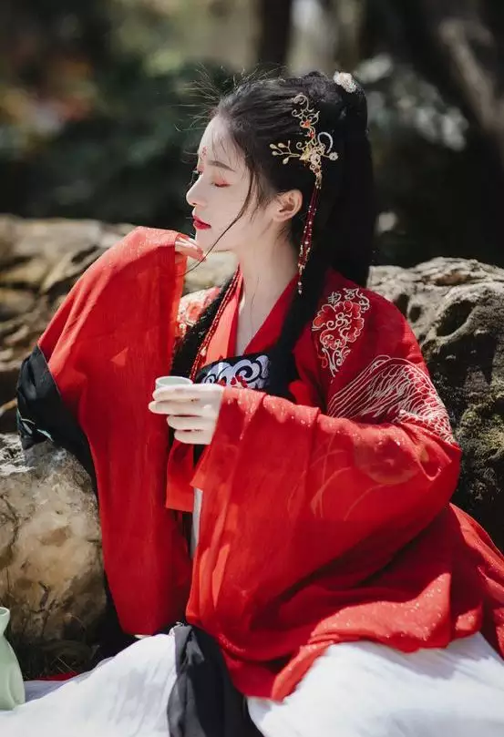 3、摩羯女一出就是絕世美女:摩羯女有哪些獨特的氣質