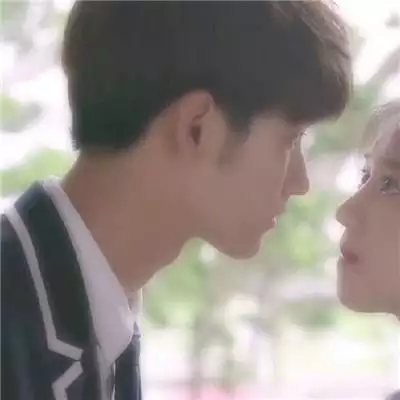 情頭一男一女分開好看,真人情頭一男一女兩張