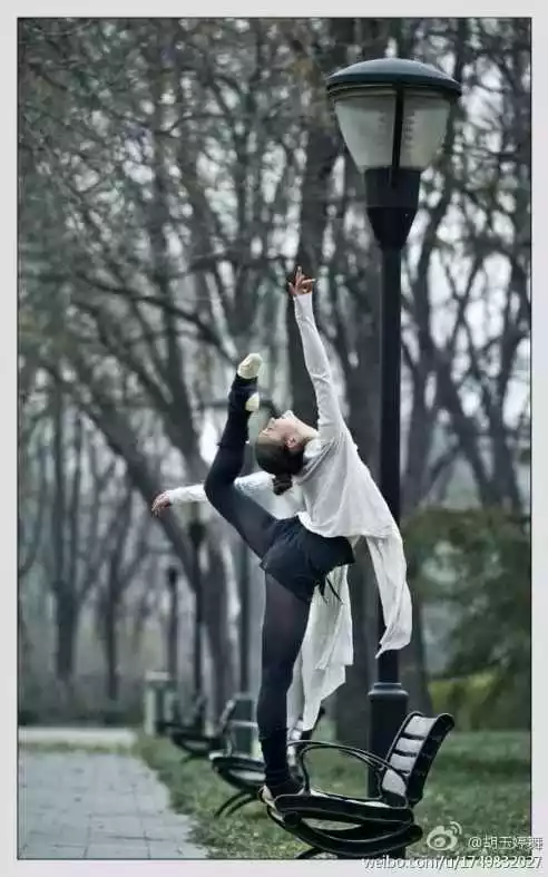 什么是八字奶好看么