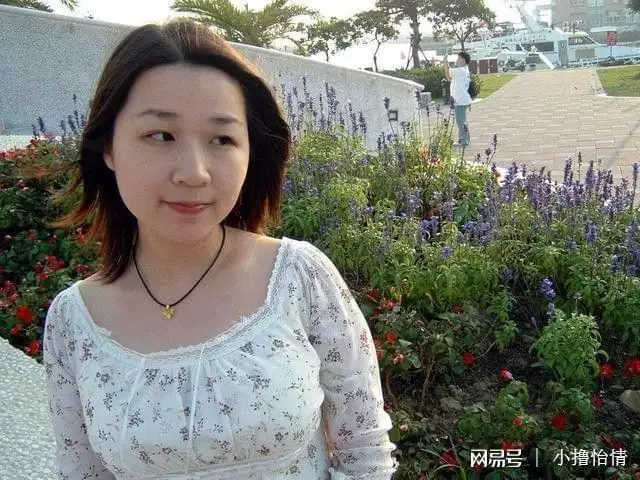 2、相親當晚就睡在一起了:和女友相處**就睡在了一起