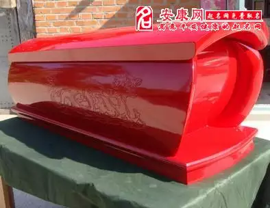 夢見棺材該買什麼屬相：夢見棺材和12生肖有什麼關係