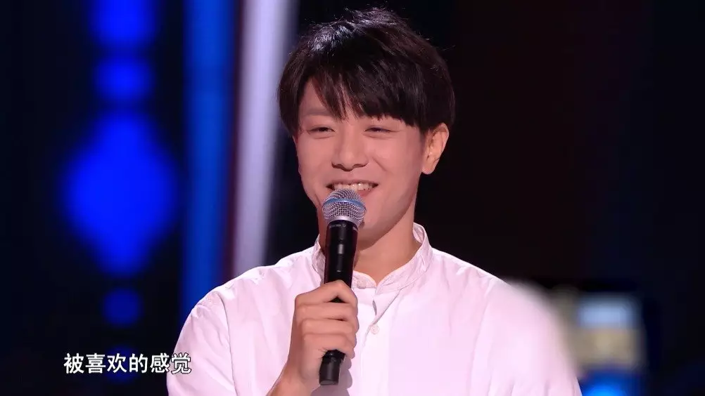 2、結婚的時候配的純音樂，是一首鋼琴曲，就是有旋律的“登登登”的，是什麼歌？