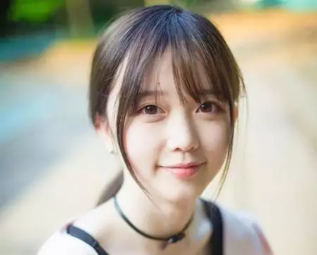 1、二十歲的女人婚配:男女婚配歲數