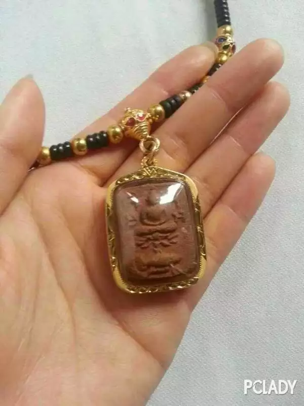 5、怎麼鑒定自己牌真假:真假牌怎麼區分