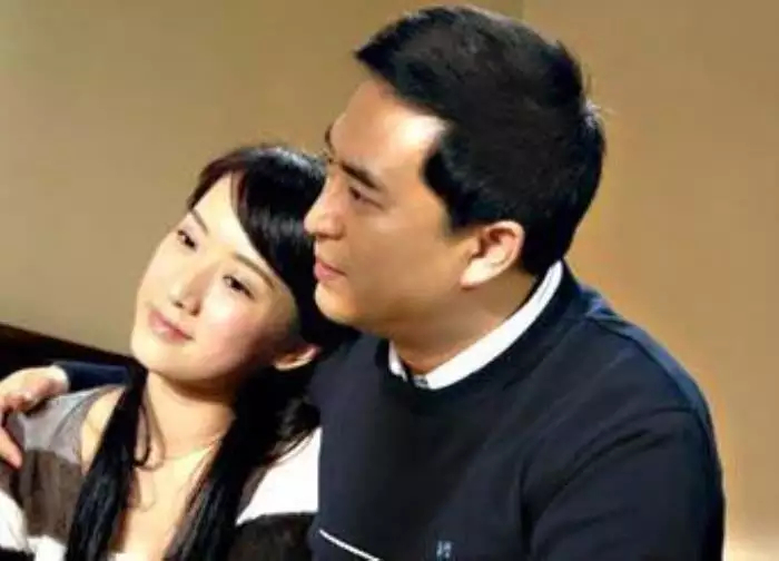 什麼樣的男人會為了小三離婚：男人會因為老婆是家庭主婦而找小三並離婚嗎？