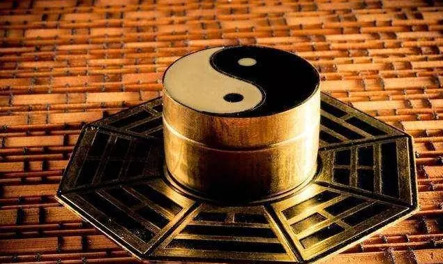 6、周易姻緣卦象免費:周易八卦里代表婚姻的是哪個卦