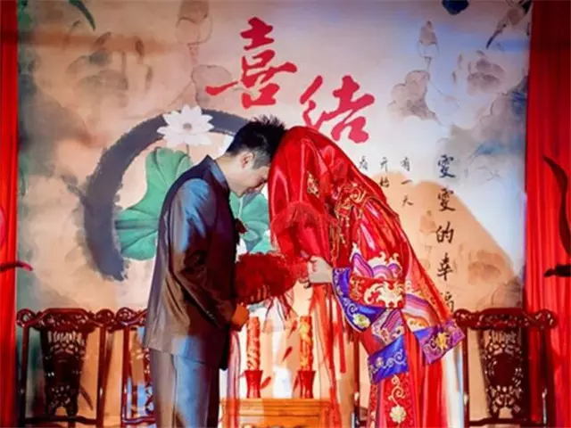 3、十月份結婚的好日子年雞:男屬屬羊年結婚吉日？