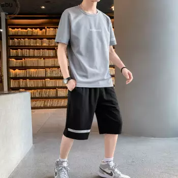 2、男人突然健身是喜歡別人:男人突然喜歡去健身房了是不是代表又有新的方向了？