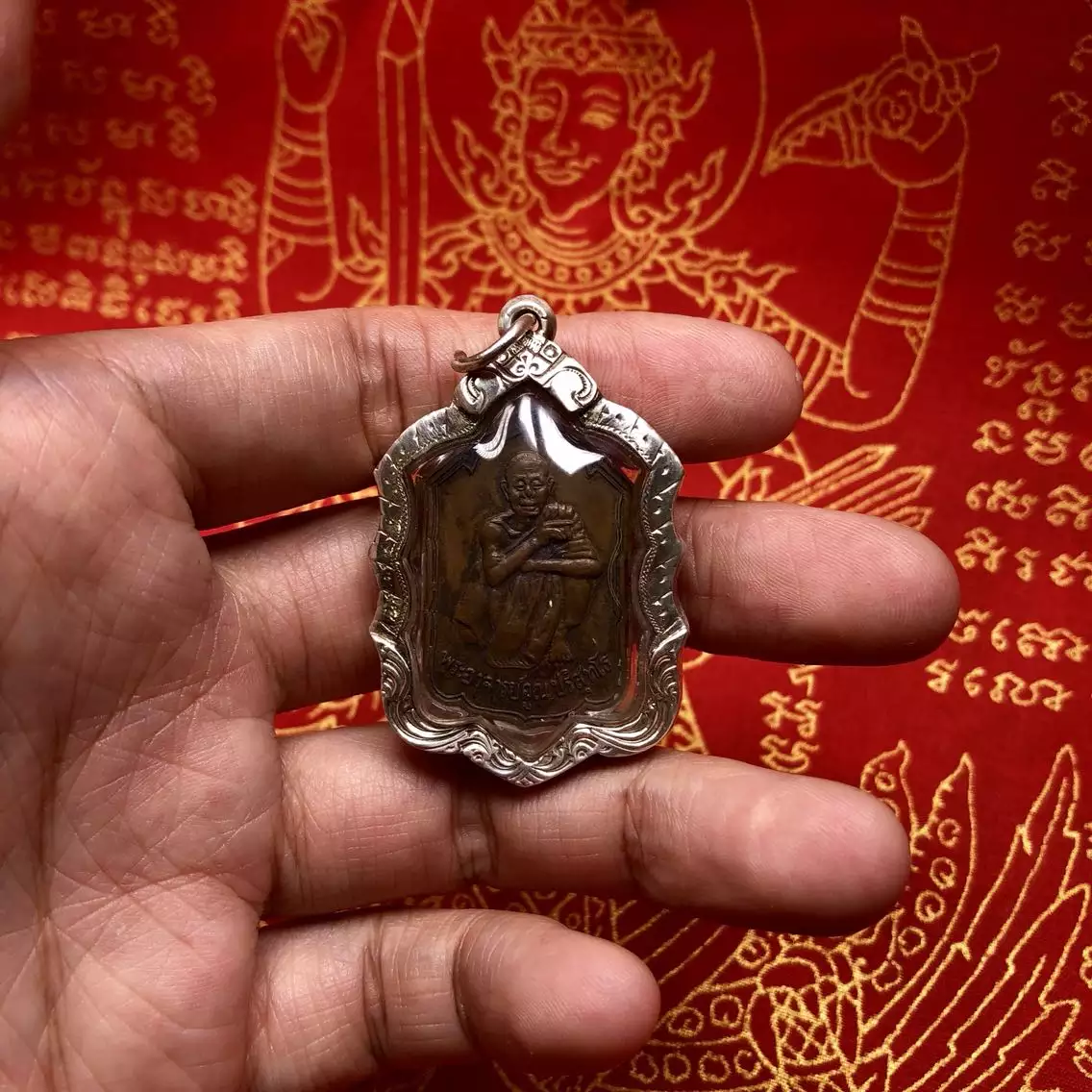 1、怎麼鑒定自己牌真假:我請了一個牌不知道真假，