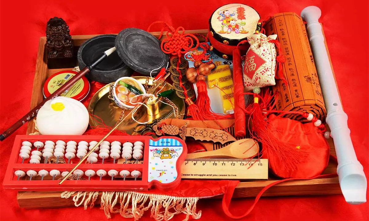 3、抓周為什麼不能當天:抓周是幾歲