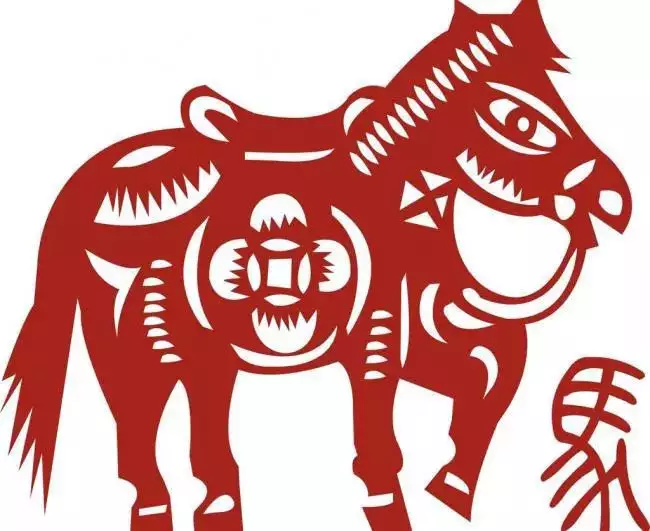 屬相男馬與屬相女蛇相配嗎：屬蛇獅子座女與男屬馬金牛座男相配嗎?