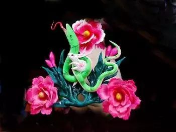1、屬兔的人和屬蛇的婚配:屬蛇的和屬兔的婚配