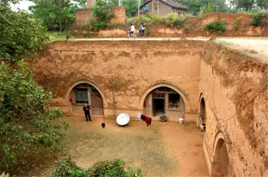 5、路旁土婚配路旁土好嗎:路旁土命怎麼樣