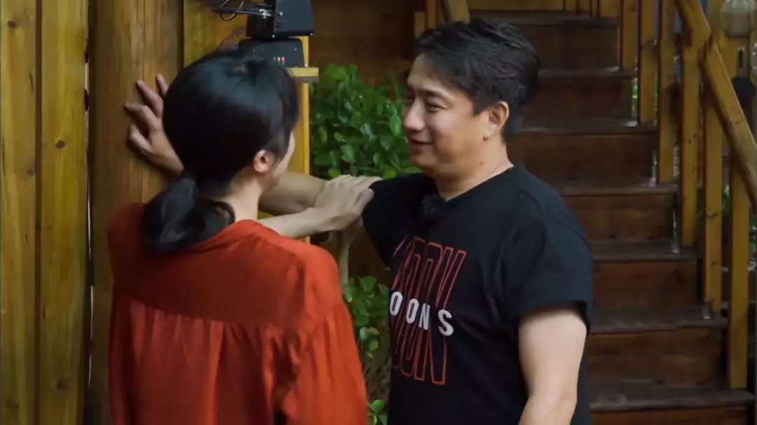 1、黃磊和孫莉屬相相衝:黃磊和孫莉的愛情：婚姻能不能長久，看他們對待彼此的樣子？