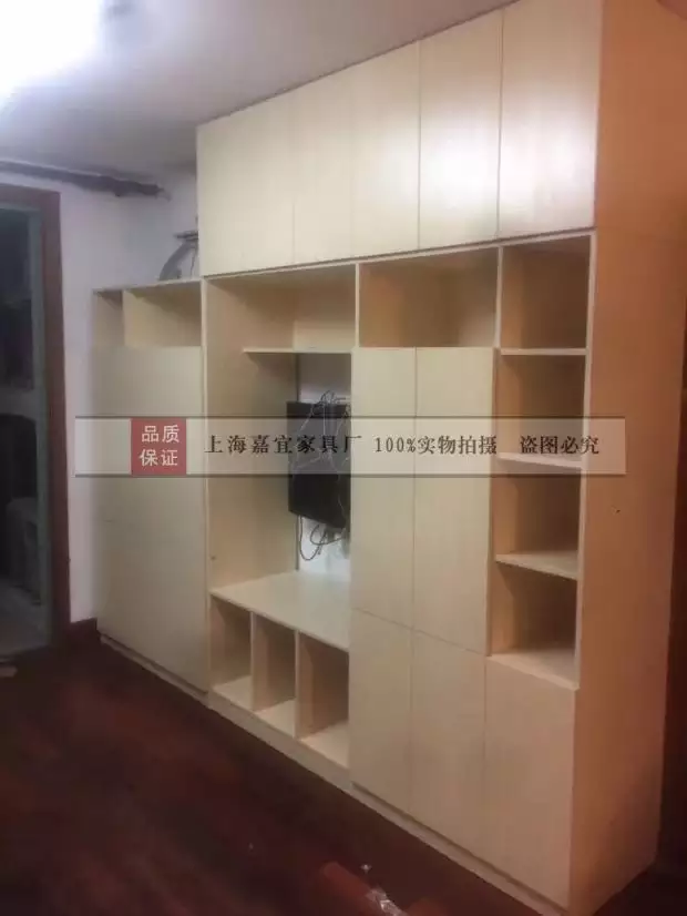 2、兔寶寶板材衣櫃一多少錢:衣櫃定製價格多少錢一