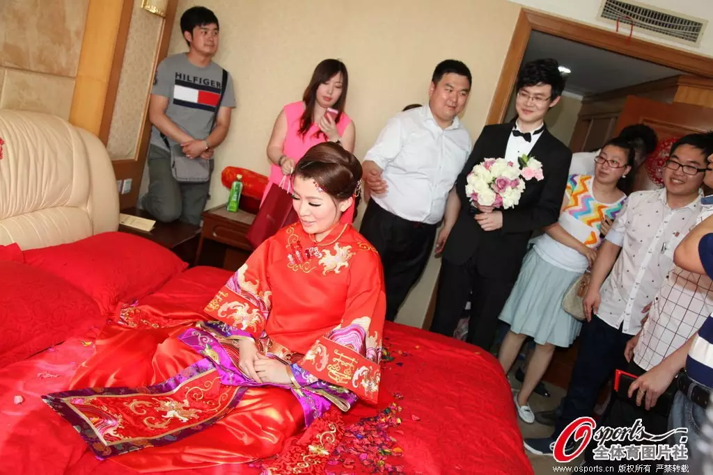 屬兔的結婚照什麼屬相：屬兔的根什麼屬相結婚好