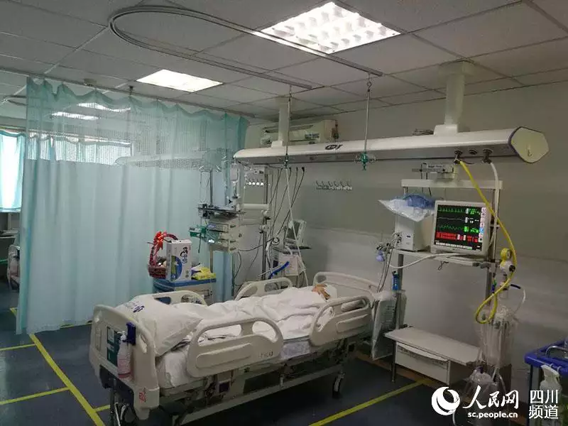 6、轉運病人時頭在前還是后:出殯后孝子應在靈車前還是后？