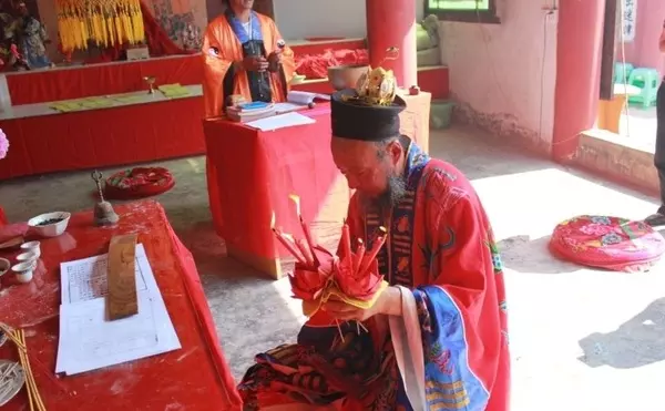 5、算命正婚是什麼意思:算命算出正婚應該相信嗎？