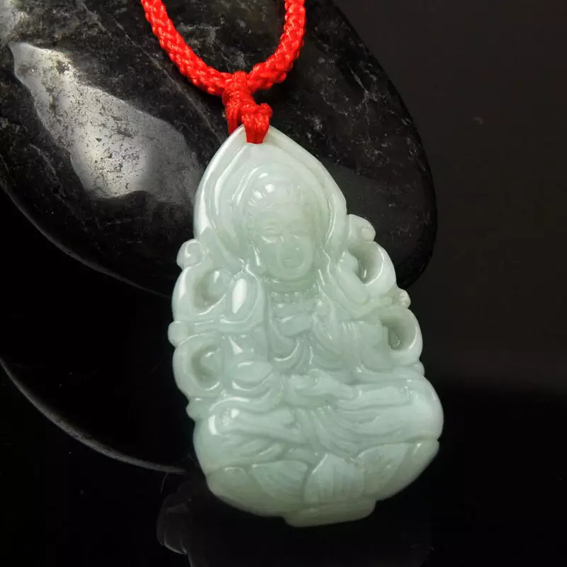 翡翠十二屬相八大守：什麼人適合佩帶貔貅？什麼屬相適合帶貔貅？