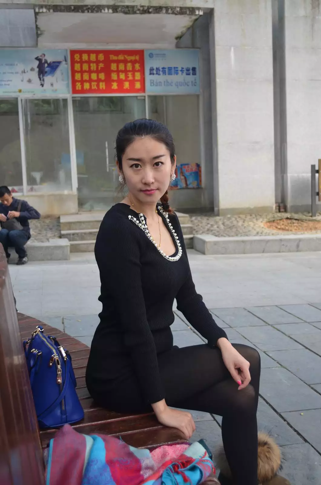 3、我今年29歲了還未婚現在和女孩子談天的時刻都不知道聊什麼了，始終找不到話題，我應該怎麼辦
