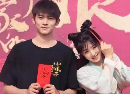 2、相差五歲姐弟戀弊端:相差5歲的姐弟戀在父母強烈的反對下能走到嗎？