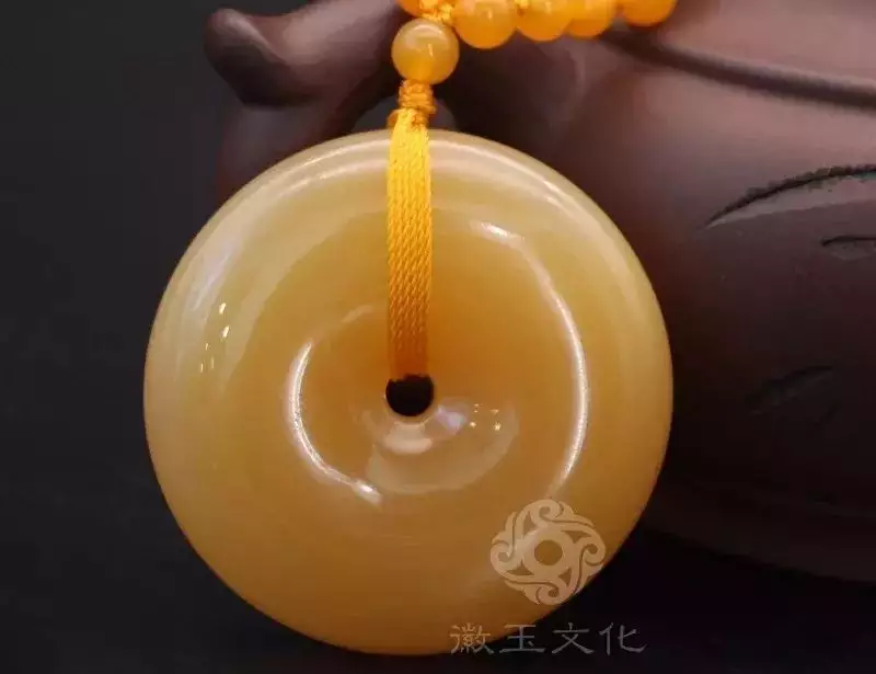 1、適合女人佩戴的辟物:女人佩戴什麼可以鎮靜安神辟