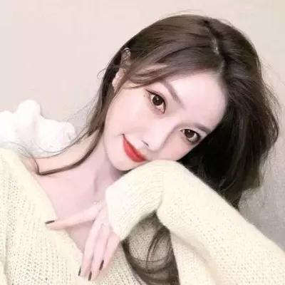 精緻的女生頭像圖：女生頭像大圖推薦幾張唄。。要好看的 大圖！