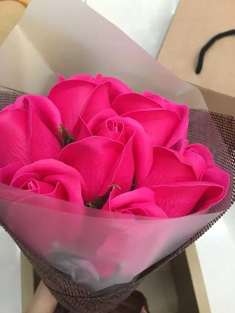 關係很好的女性朋友生日送什麼：普通女性朋友生日，送什麼禮物好？