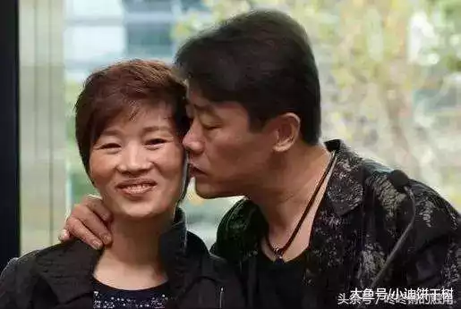 1、測試兩人有沒有夫妻相:這倆人有夫妻相么！！