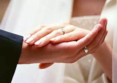 3、復婚命理上屬於兩次婚姻:算命說要經過三次婚姻離婚在復婚算嗎