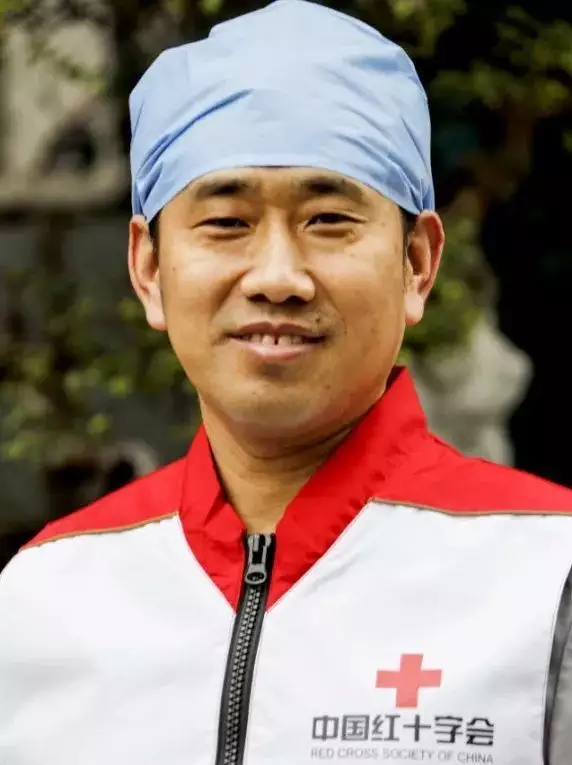 6、記得有個古代的故事，說是二弟在京城，讓三弟（紈絝子弟）去救，大哥自告奮勇去救，害死了弟弟