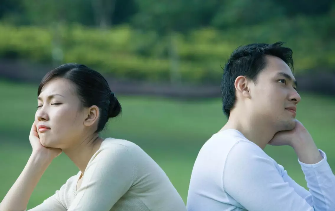 1、離婚和前妻做了:和前妻離婚後我這樣做真的是自私嗎？