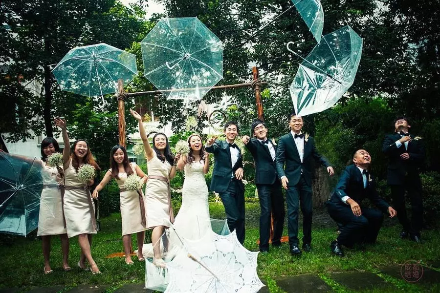 5、結婚當天下雪有什麼說法:結婚當天下雪有什麼說法嗎？？