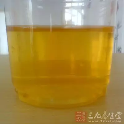 懷孕時的是什麼顏色：早孕初期，晨尿顏色是不是會加深，比較黃